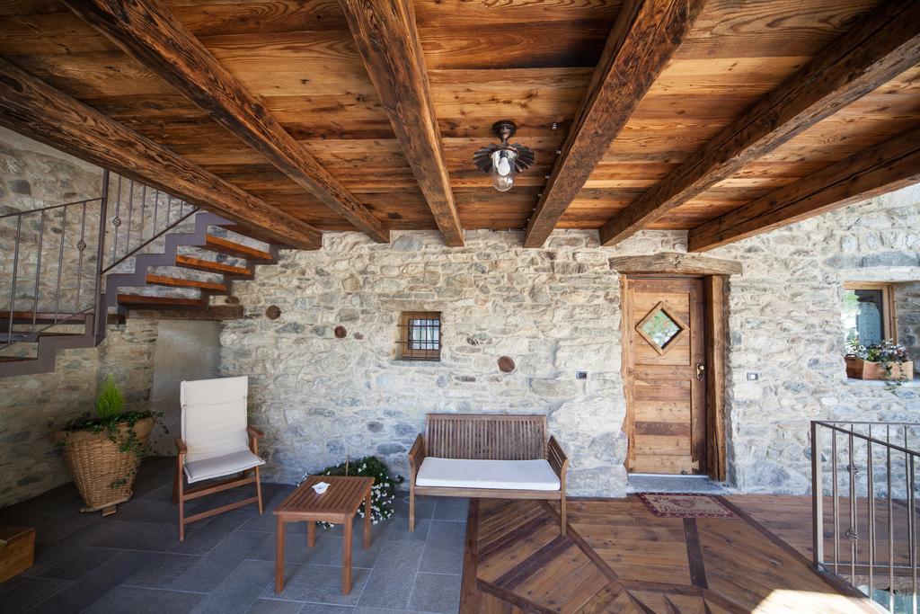 Souvenir De Tsaneli Apartman Roisan Szoba fotó
