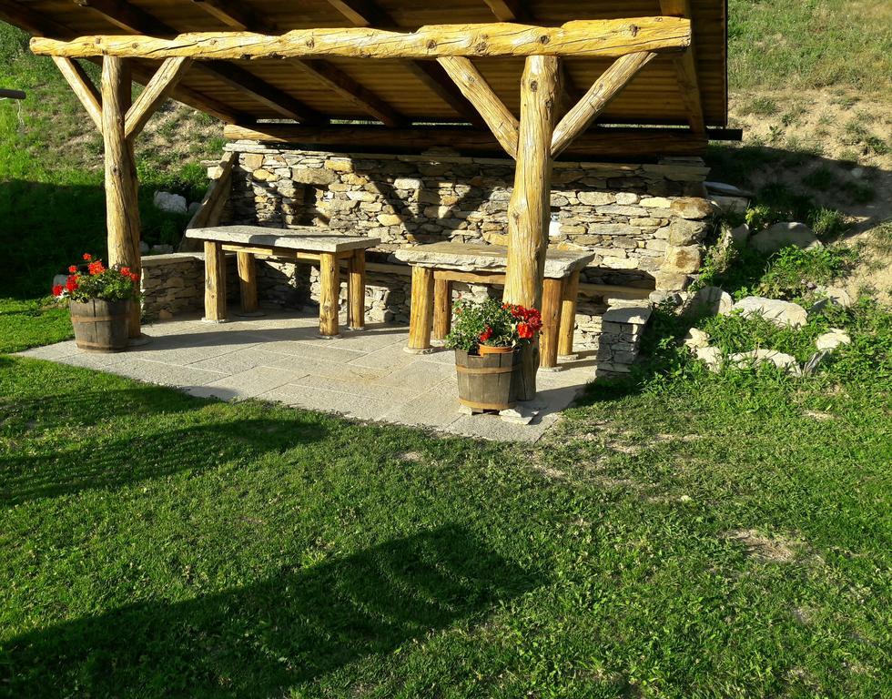 Souvenir De Tsaneli Apartman Roisan Kültér fotó